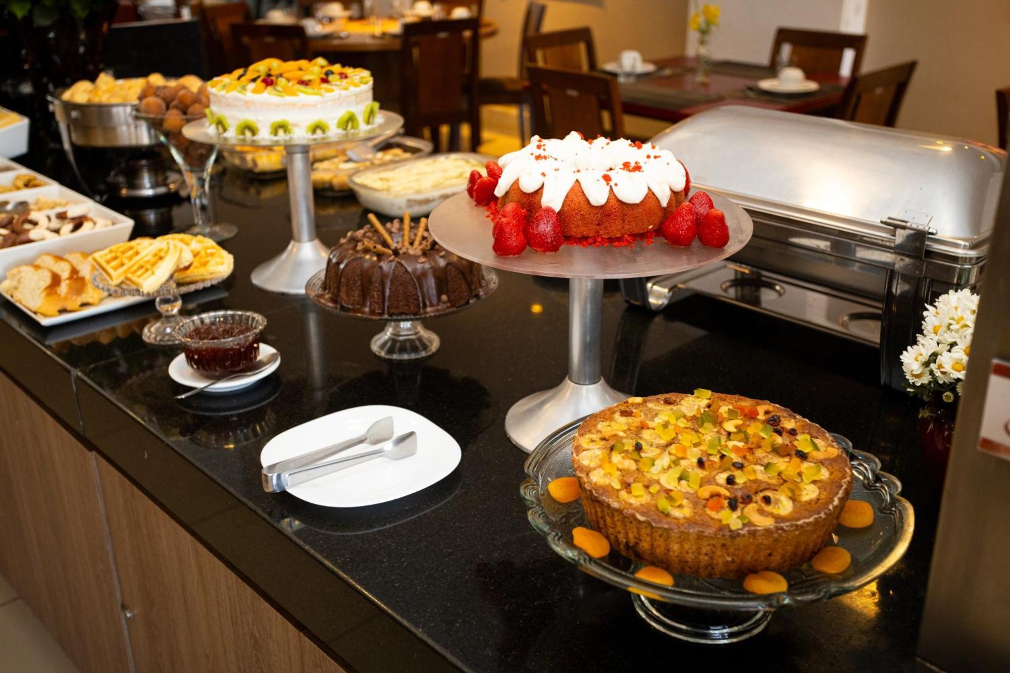 Alfa Hotel Висоза Экстерьер фото